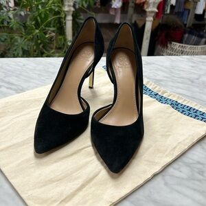 Tory Burch Black Micro Suede Pointed Toe Heels Size 9.5